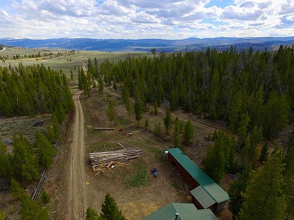 3rd image of 6 High Country Dr