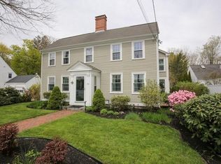 388 Main St, Amesbury, MA 01913
