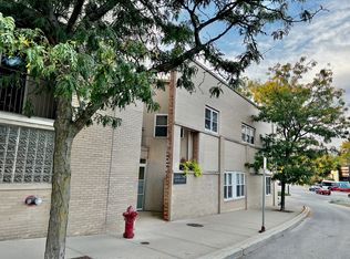 1834 Ridge Ave UNIT 101, Evanston, IL 60201