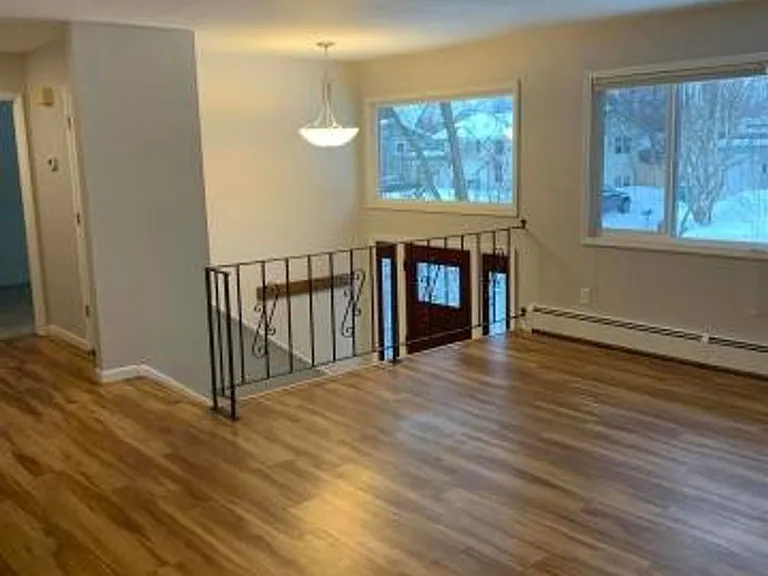 4010 Crosson Dr — Photo 4
