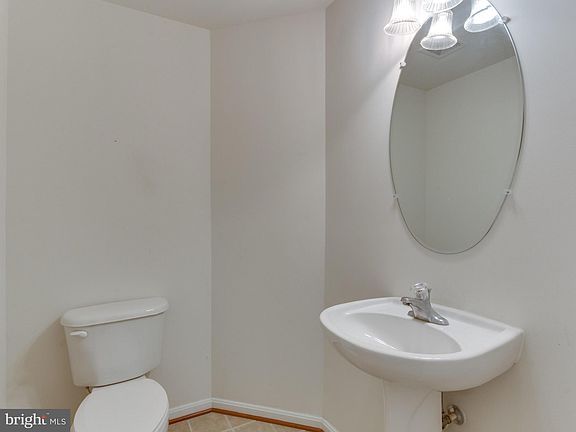 5th image of 4597 Barringer Pl