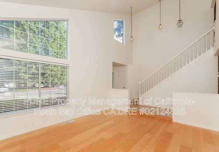 8 Voss Park Cir — Photo 7