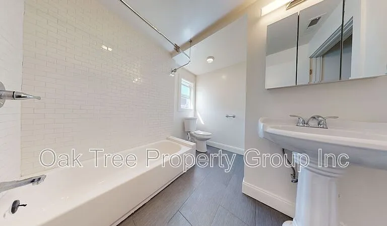 2317 Martin Luther King Jr Way — Photo 11