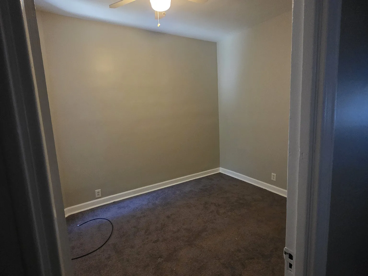 2 bed, $1,200 — Photo 4