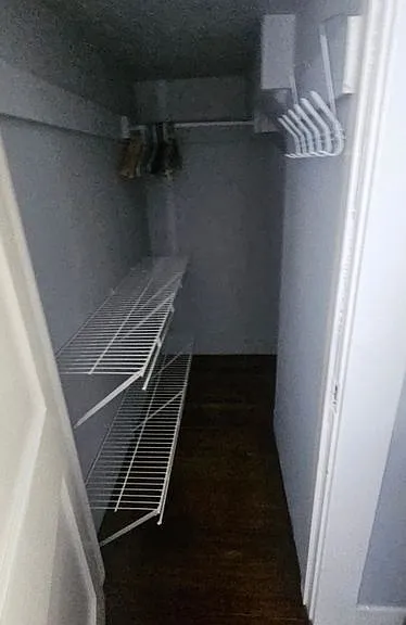 379 University Ave — Photo 4