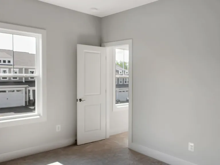 1629 Koch Ct — Photo 21