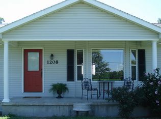 1208 Lynx Rd, Burlington, KS 66839