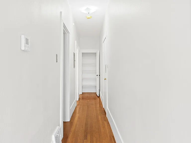 1828-1830 Anza St #3 — Photo 9