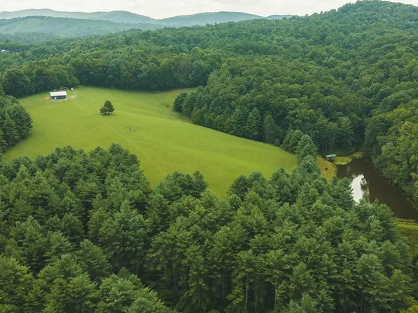Akers Rd NW, Willis, VA 24380