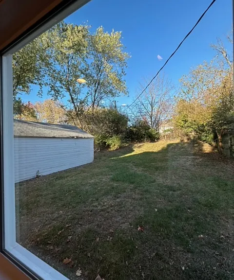 425 Meadow Park — Photo 34