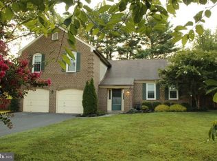 12431 Wendell Holmes Rd, Herndon, VA 20171