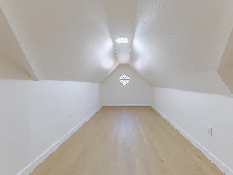 3972 Hubert Ave — Photo 10