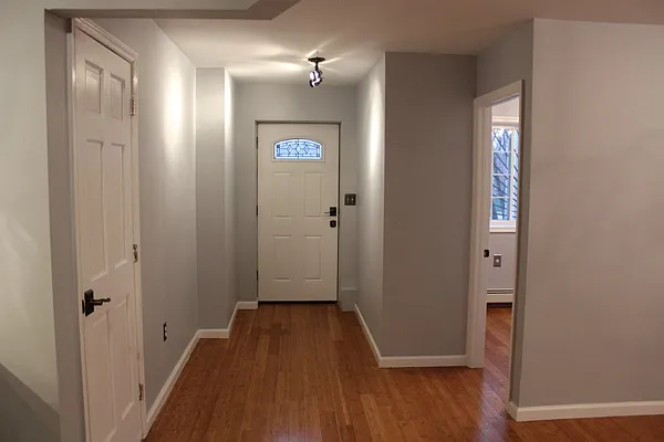 Rented by Premier Metro Realty Corp | media 6