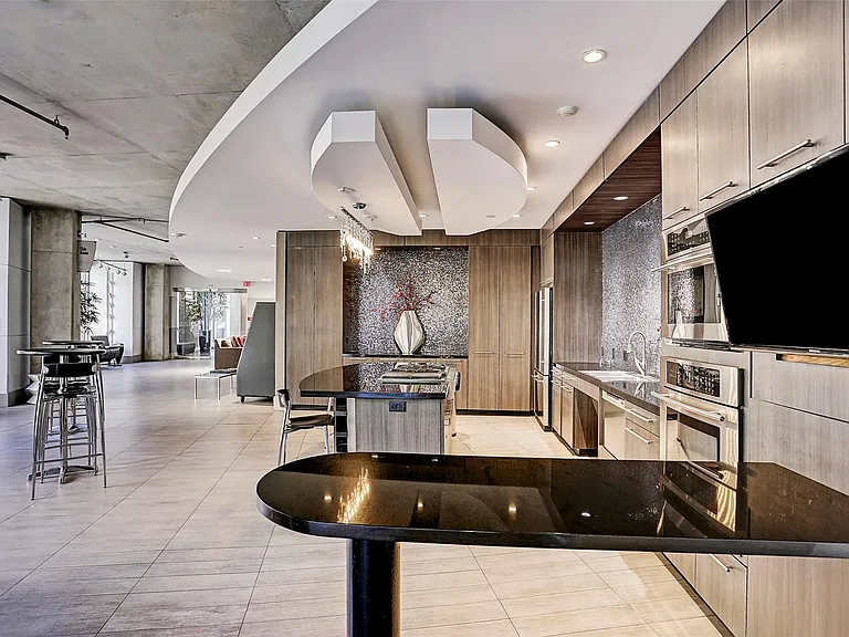 1901 Post Oak Blvd #2602 — Photo 14