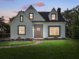 7326 N Port Washington Rd, Glendale, WI 53217