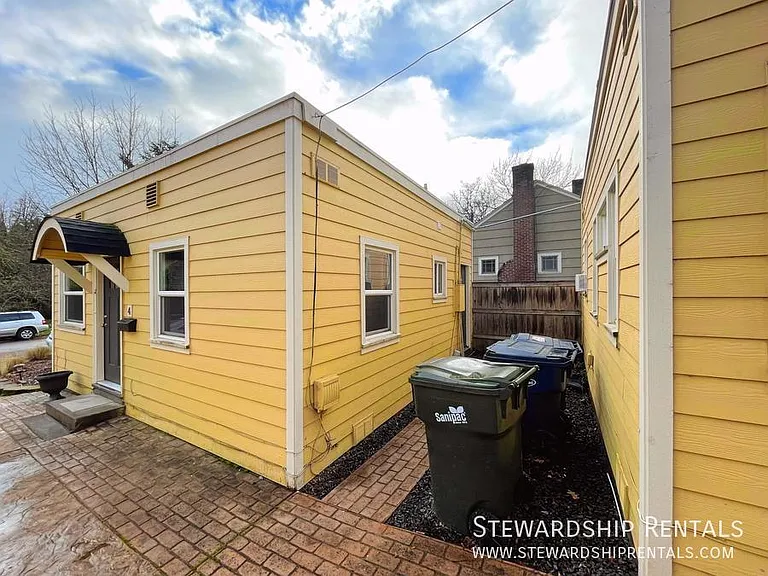 2024 Emerald St #4 — Photo 18
