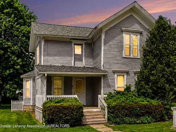 327 E Middle St, Williamston, MI 48895