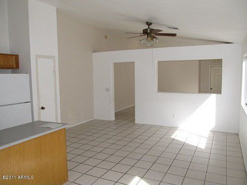 4th image of 2825 W Muriel Dr