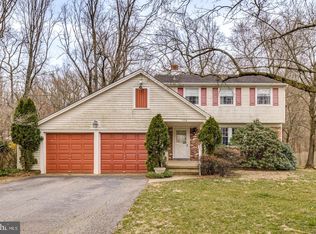 126 Thornhill Rd, Cherry Hill, NJ 08003