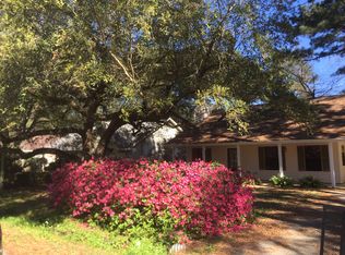 2759 McDonald St, Mandeville, LA 70448