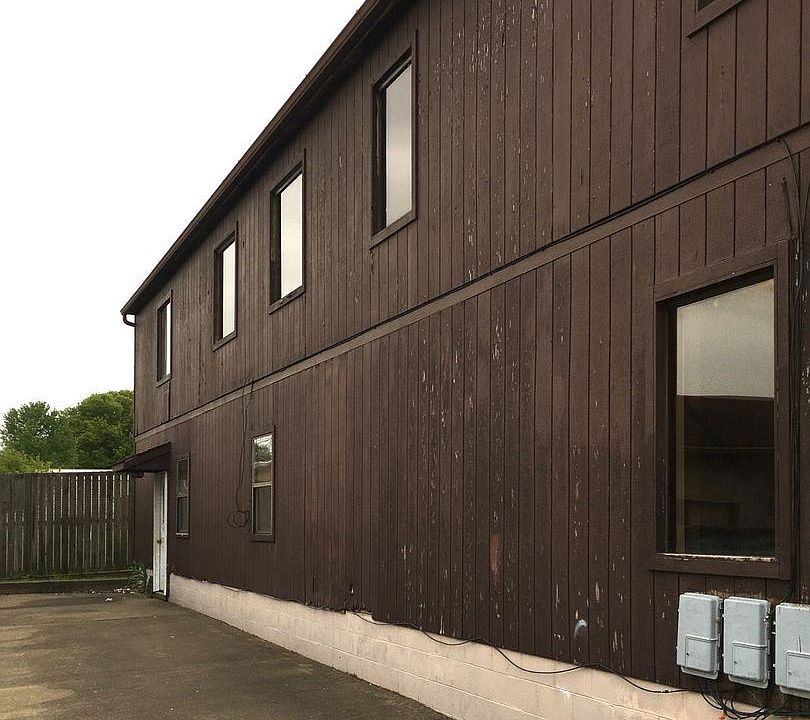 1st image of 110 1/2 Lee St APT C
