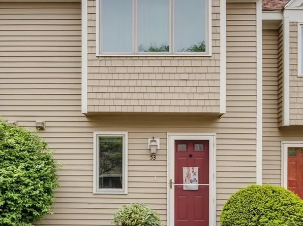 53 Hunters Run Pl, Haverhill, MA 01832