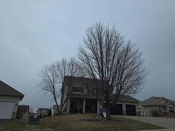3rd image of 513 Saxon Dr