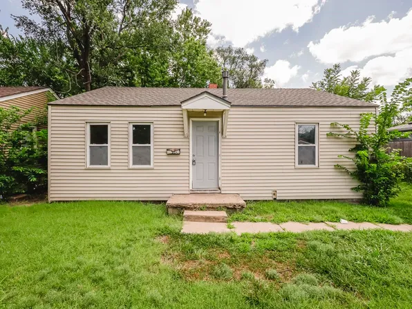 1738 N Poplar Ave, Wichita, KS 67214