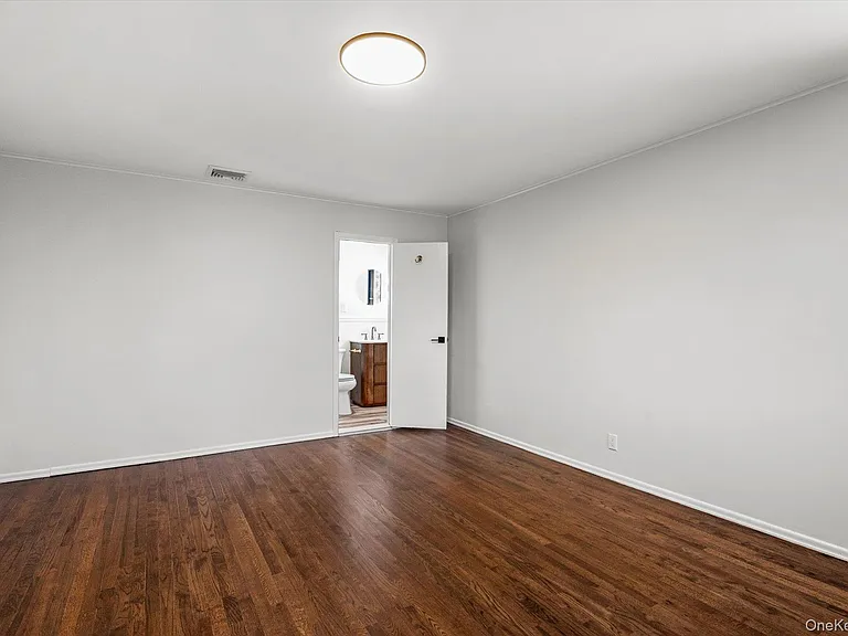 75 Melanie Ln — Photo 13