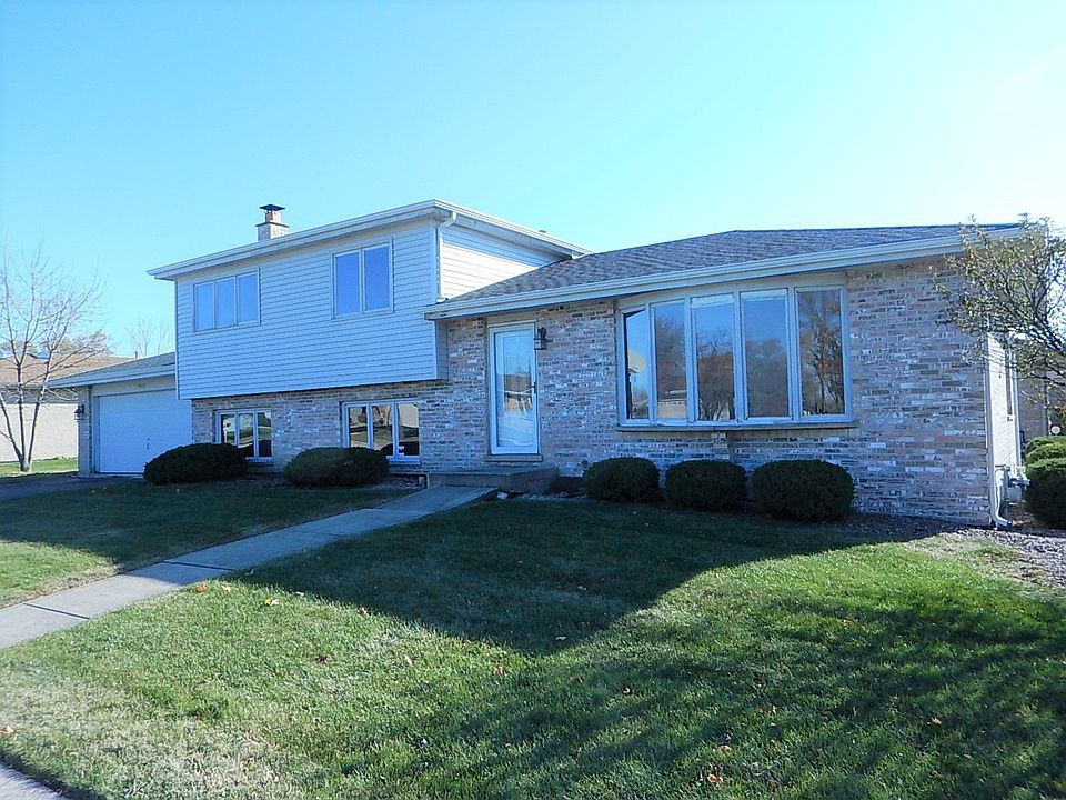 1st image of 9325 W 169th Pl
