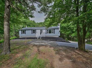 142 Saw Mill Rd, Long Pond, PA 18334