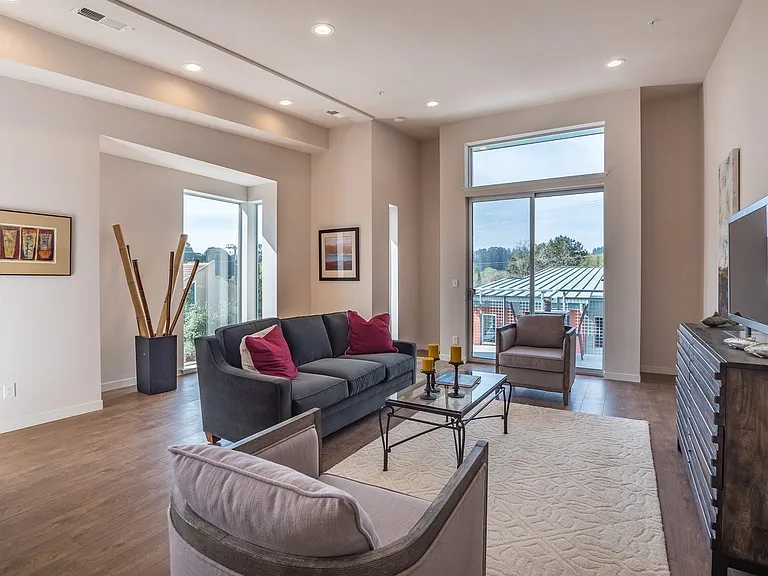 101 Jewell St #9 — Photo 1