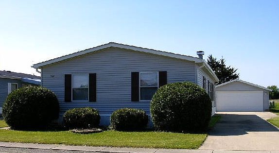 1st image of 902 Southmoor Dr
