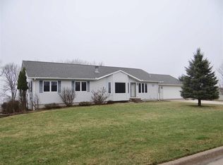 204 Eagle Dr, Mc Gregor, IA 52157
