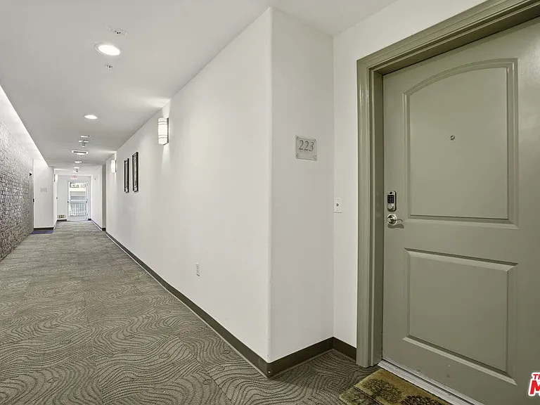3740 Santa Rosalia Dr #223 — Photo 17