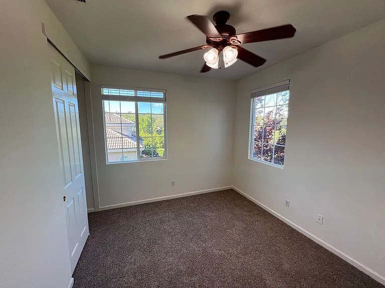 6082 Connery Dr — Photo 11