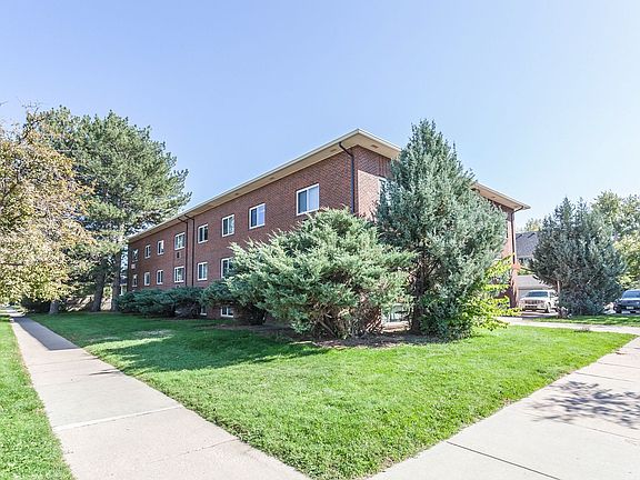 2nd image of 1500 12th Ave #236def735