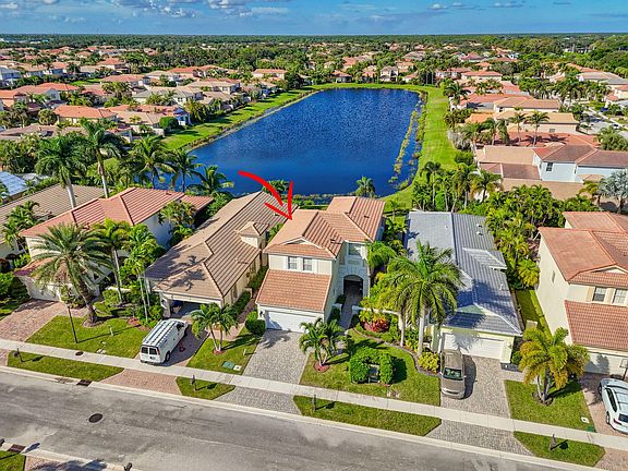 4th image of 166 Isle Verde Way