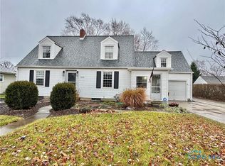 1035 Schultz St, Defiance, OH 43512