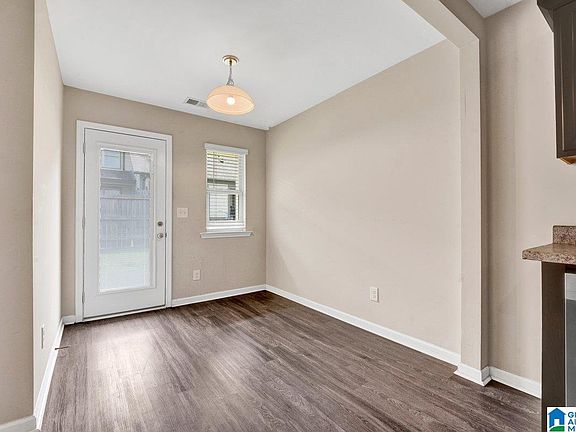 4th image of 6114 Townley Ct