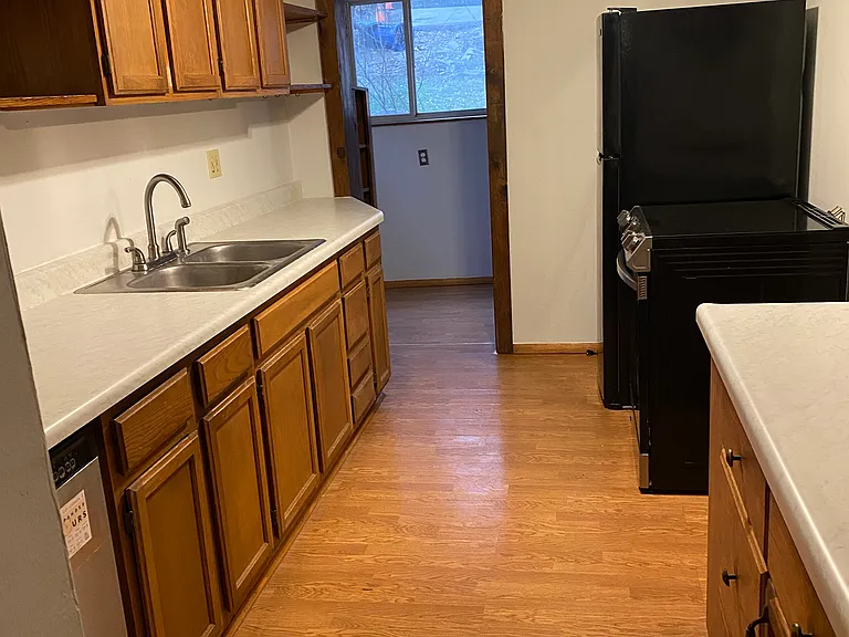 2313 Valera Ave — Photo 9