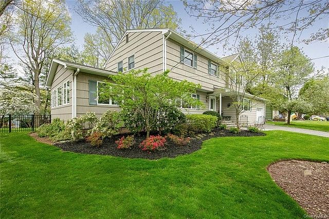 2nd image of 76 Shetland Dr