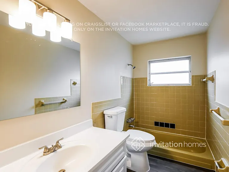 11860 NW 29th Pl — Photo 10
