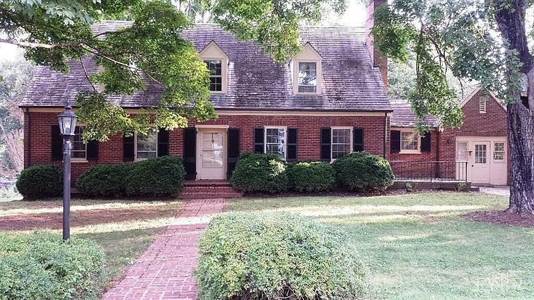 1st image of 3245 Landon St