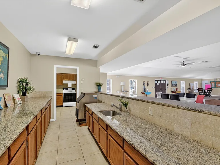 9810 Pineapple Tree Dr #103 — Photo 54