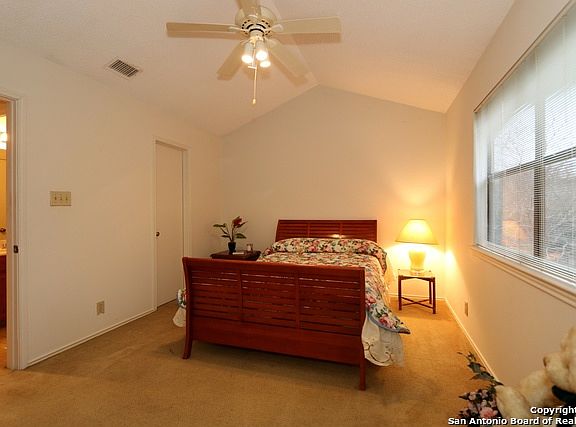 5th image of 13039 Brook Garden Ln