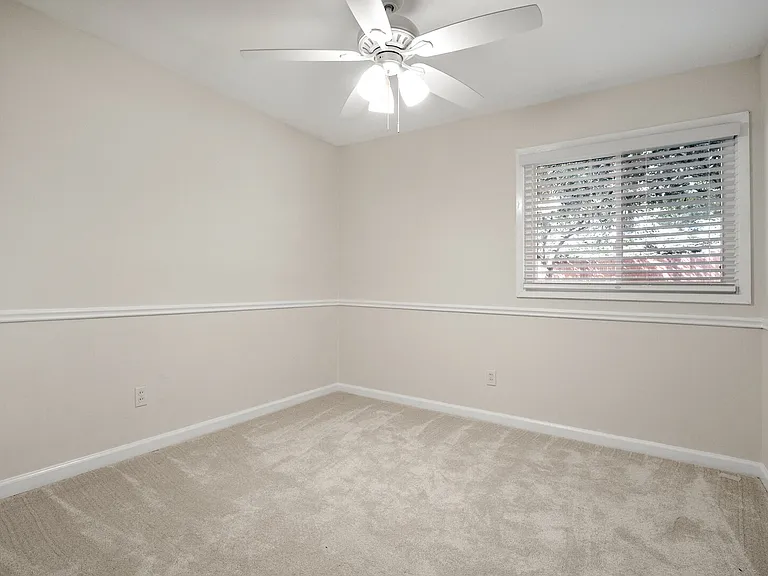 Pepperwood Dr — Photo 17