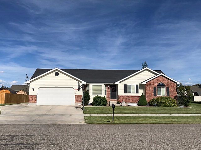 1st image of 3058 N Bechler Dr