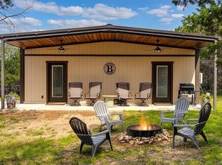 998 Pfiester Rd, Fredericksburg, TX 78624