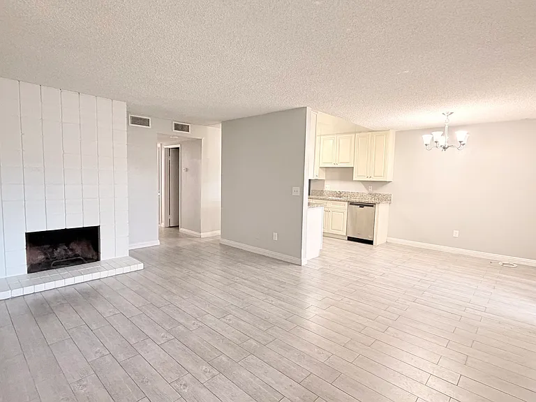 23601 Golden Springs Dr #A-10 — Photo 9